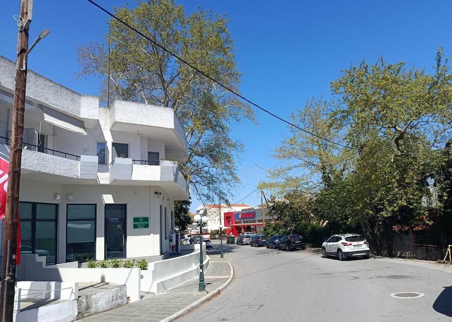 implant-dentist-platamonas